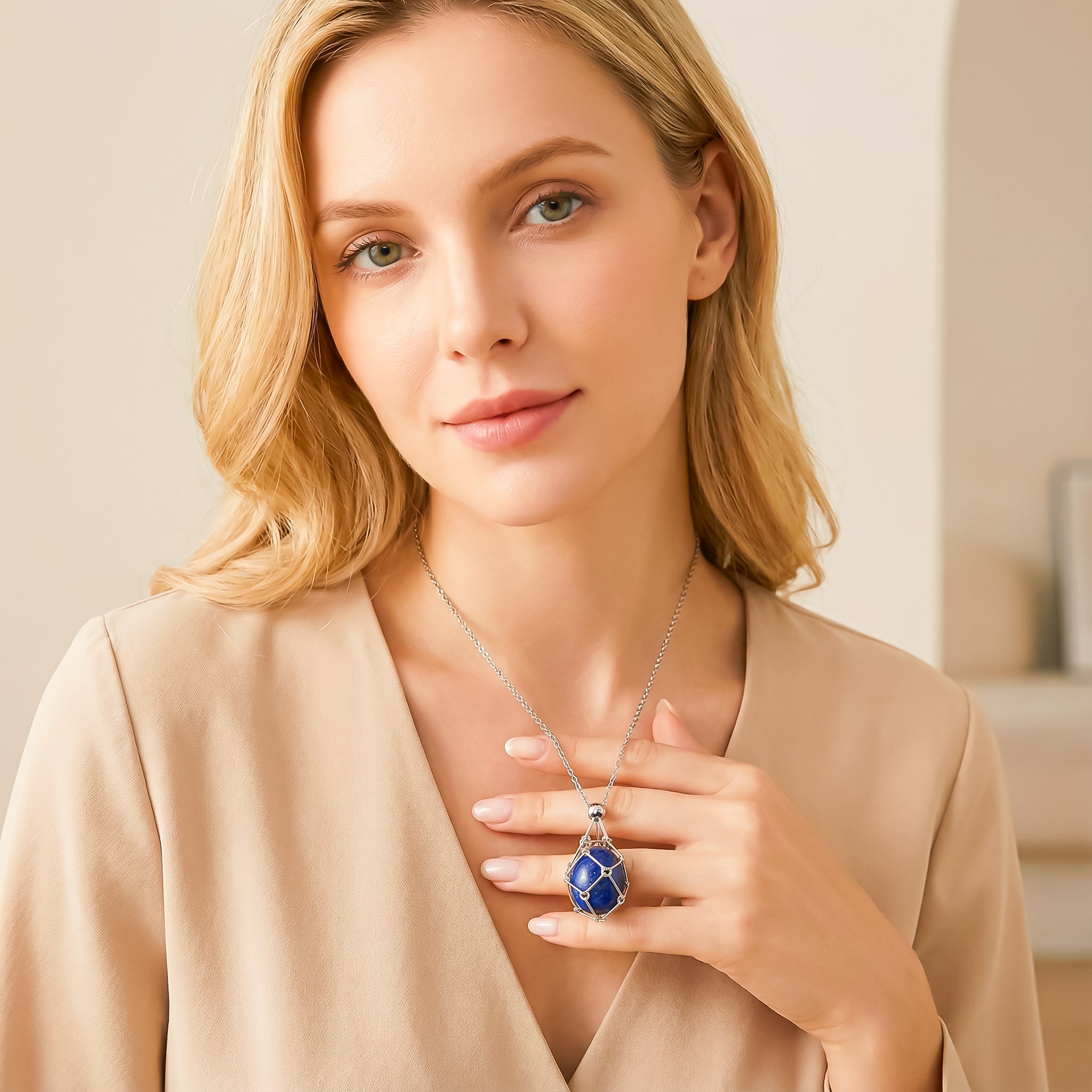 Colgante piedra natural en Jaula | Diseño Geométrico Minimalista de Acero Inoxidable