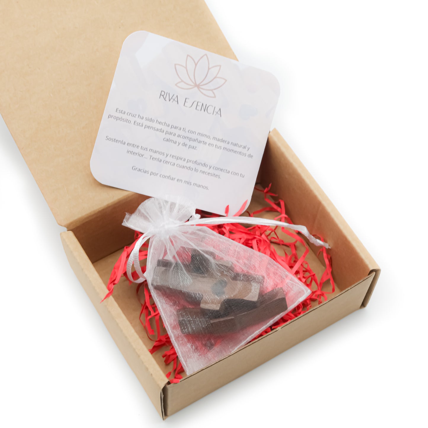 Llavero Cruz de Madera de Nogal Estrecha con Corazón | Modelo Nuevo Hecho a Mano