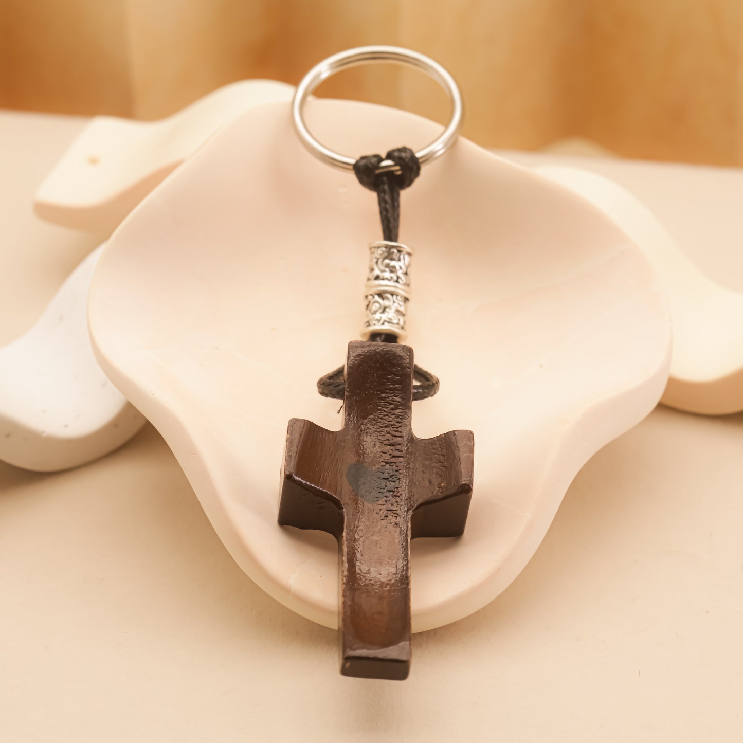 Set 1 Cruz de Madera + 1 Llavero cruz | Símbolo de Fe | Amor y Protección en tu Mano