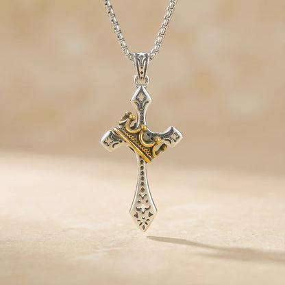 Colgante Cruz con corona imperial | Elegancia Espiritual, Un Emblema de Fe.