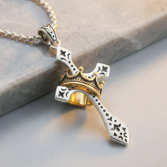 Colgante Cruz con corona imperial | Elegancia Espiritual, Un Emblema de Fe (2x1)