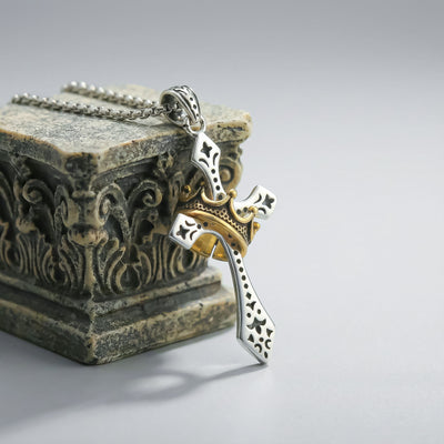 Colgante Cruz con corona imperial | Elegancia Espiritual, Un Emblema de Fe (2x1)