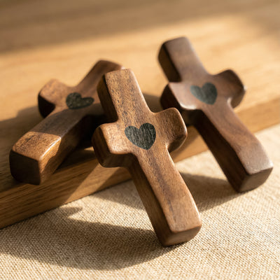 Set de 3 Cruces de Madera Decorativas | Símbolo con Significado | Para Hogar, Oficina o Regalo Especial