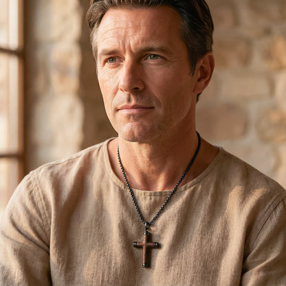 Colgante de Cruz de Madera Artesanal para Hombre | Regalo con Significado