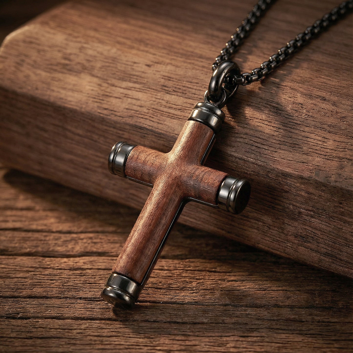Colgante de Cruz de Madera Artesanal para Hombre | Regalo con Significado