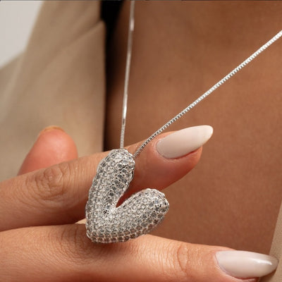 Colgante Plateado Inicial con circonita pavé