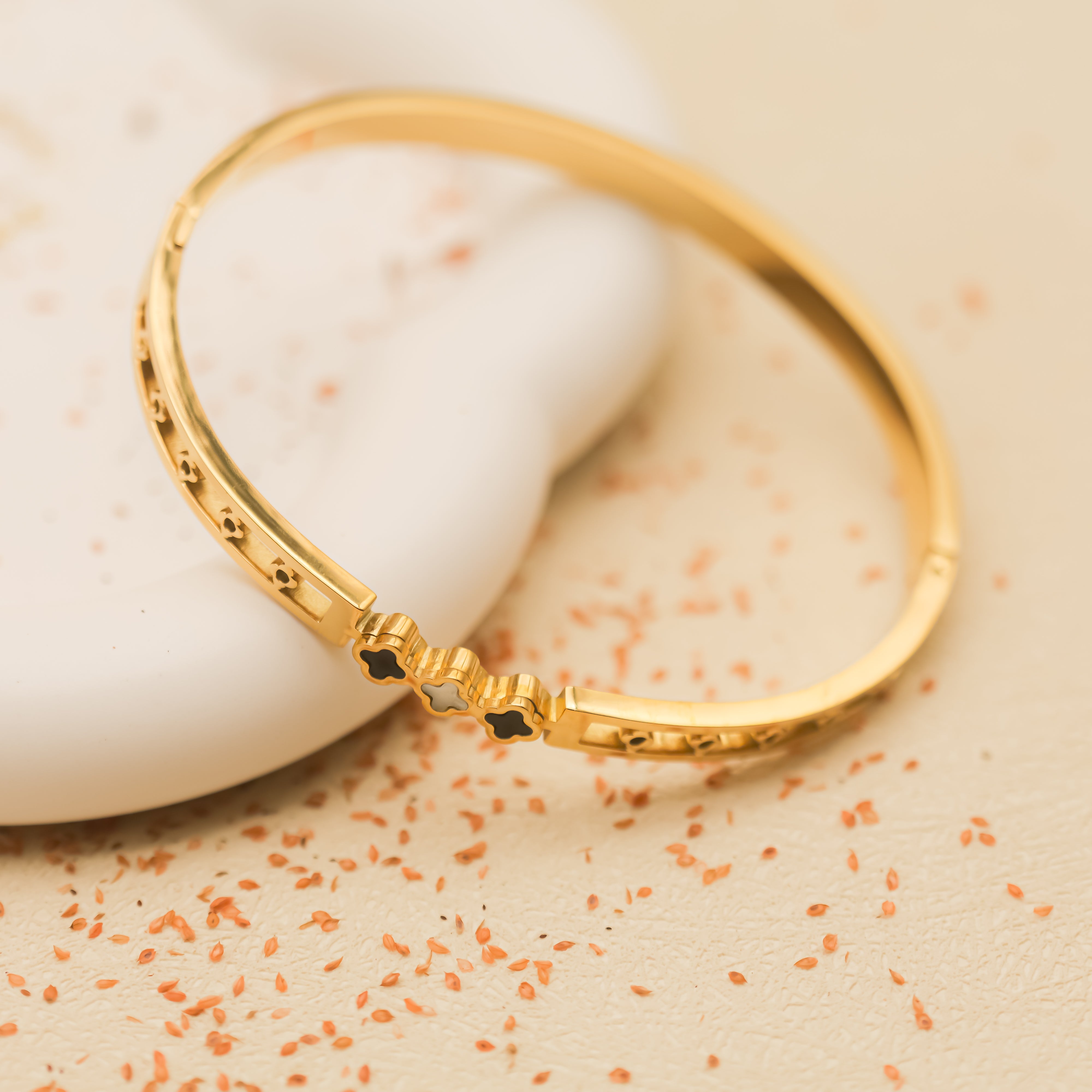 Pulsera con Tréboles Negros y Blancos | Pulsera  Acero Inoxidable 18k