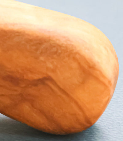 Cruz de Madera con Corazón Tallado | Hecho a mano en madera de olivo.