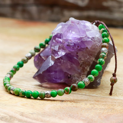 PULSERA DE JASPE VERDE CON CHARMS DE PLATA TIBETANA (ESTILO BOHO) - Pulsera de piedra natural curativa