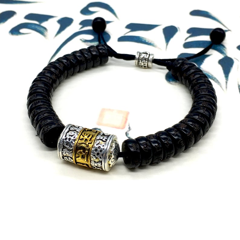 Tibetan Buddhist men's bracelet, lucky knots with mantra Om mani Padme Hum